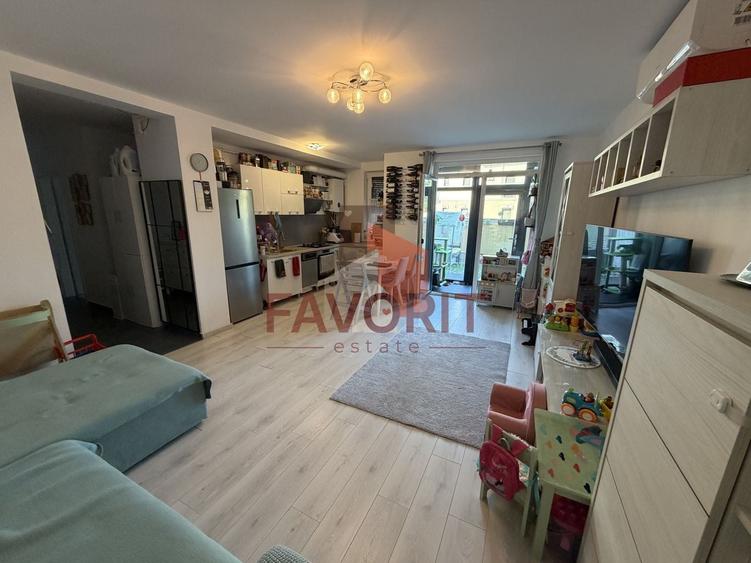 Apartament cu 3 camere decomandat, mobilat în Aradului