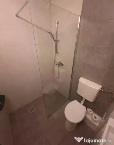 Apartament cu 4 camere decomandat în Tomis Nord