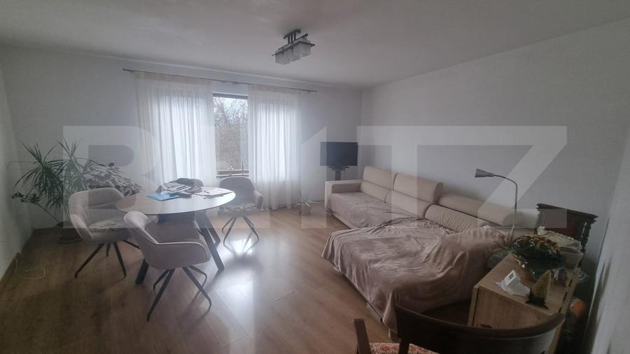 Apartament cu 3 camere decomandat, mobilat în Grigorescu