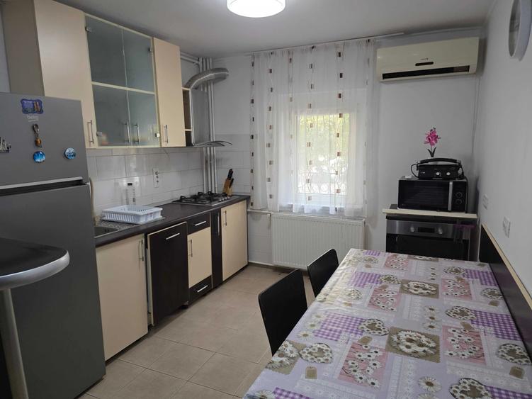 Apartament cu 2 camere decomandat în Tineretului