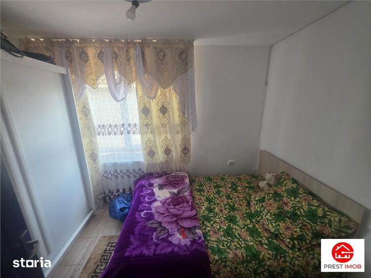 Casă cu 4 camere cu Teren 400 Mp în Pănet