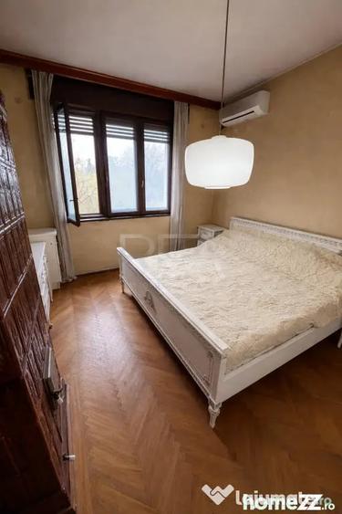 Apartament cu 3 camere decomandat în Victoriei