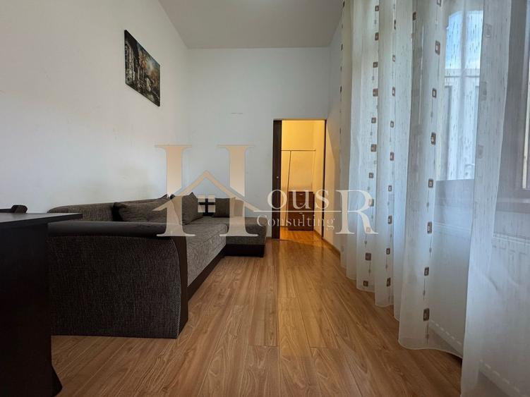 Apartament cu 3 camere semidecomandat, mobilat în Central