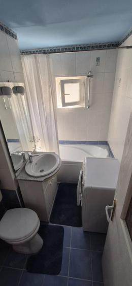 Apartament cu 2 camere decomandat în Podgoria