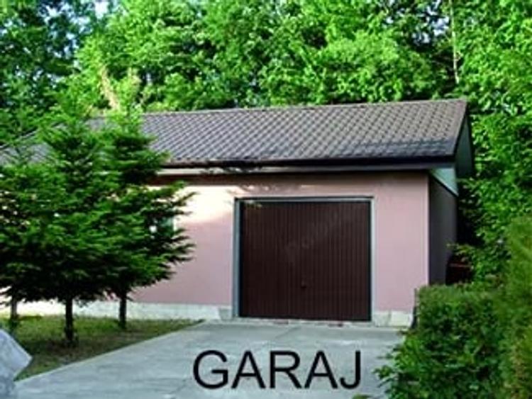 Casă cu 1 camere cu Teren 2000 Mp în Poieni-Solca