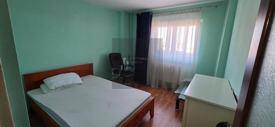 Apartament cu 3 camere semidecomandat, mobilat în 1 Decembrie 1918