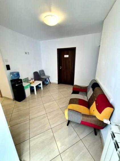 Apartament cu 4 camere decomandat, mobilat în Unirii
