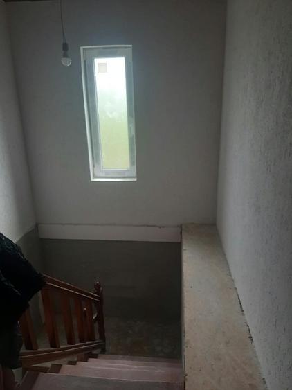 Casă individuală cu 4 camere cu Teren 350 Mp în Jebel