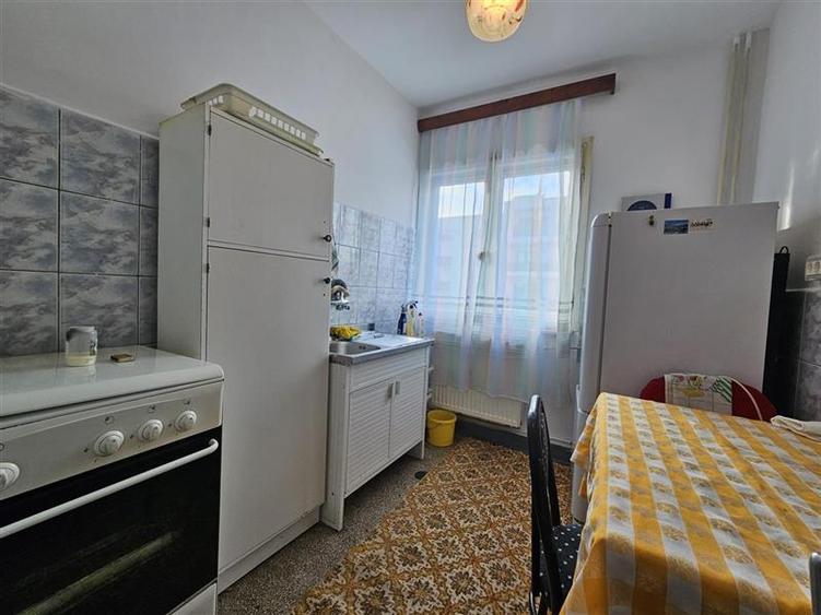 Apartament cu 2 camere nedecomandat în Ultracentral