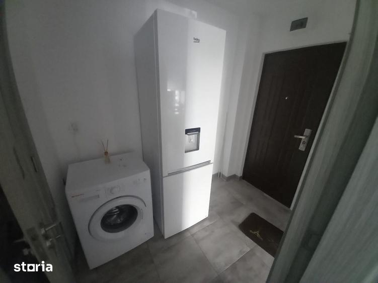 Garsonieră decomandată în Central