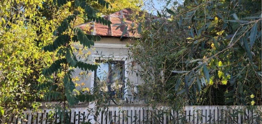Casă individuală cu 4 camere cu Teren 907 Mp în Mărgineni
