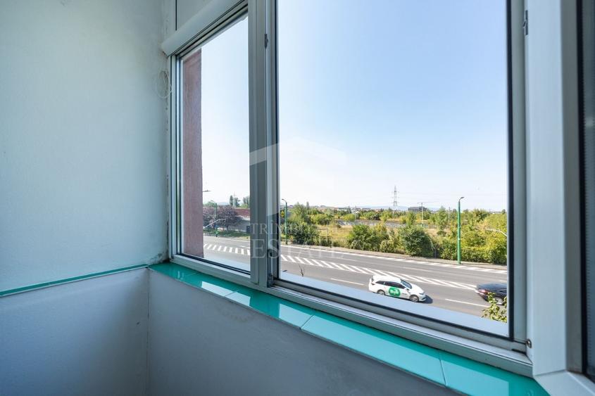 Apartament cu 2 camere decomandat, mobilat în Triaj