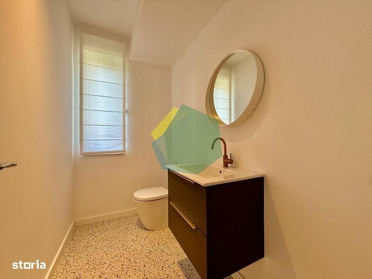 Casă cu 4 camere în Corbeanca