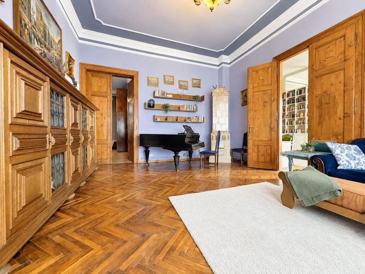 Apartament cu 3 camere circular, mobilat în Ultracentral