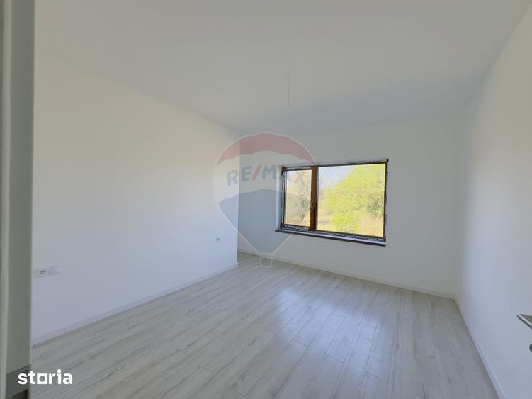 Apartament cu 2 camere decomandat în Oncea
