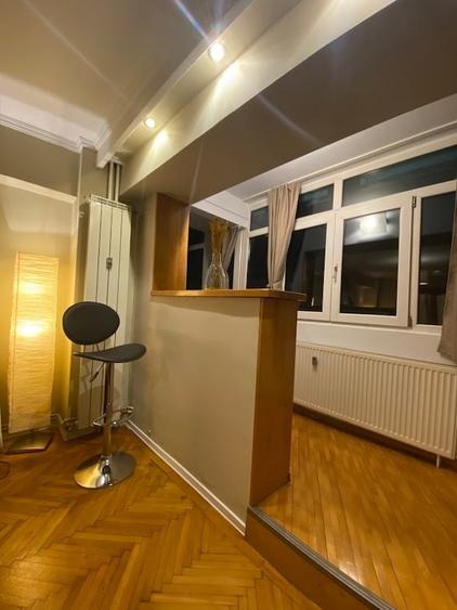 Apartament cu 3 camere decomandat, mobilat în Ultracentral