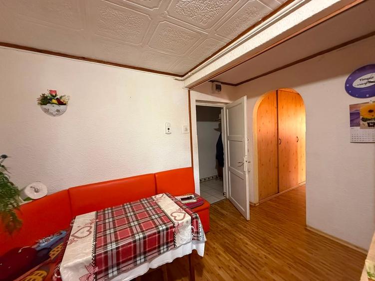 Apartament 3 camere-decomandat-bloc de caramida-zona Sc. Gen. Andrei Saguna - 14