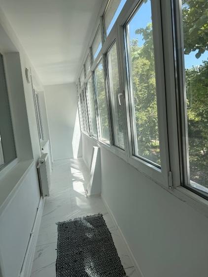 Apartament cu 3 camere semidecomandat, mobilat în Călărași