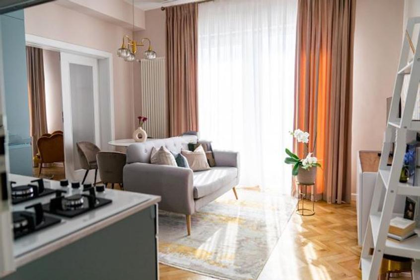 Apartament cu 2 camere semidecomandat, mobilat în Calea Victoriei