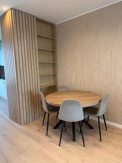 Apartament cu 3 camere decomandat în Sisești