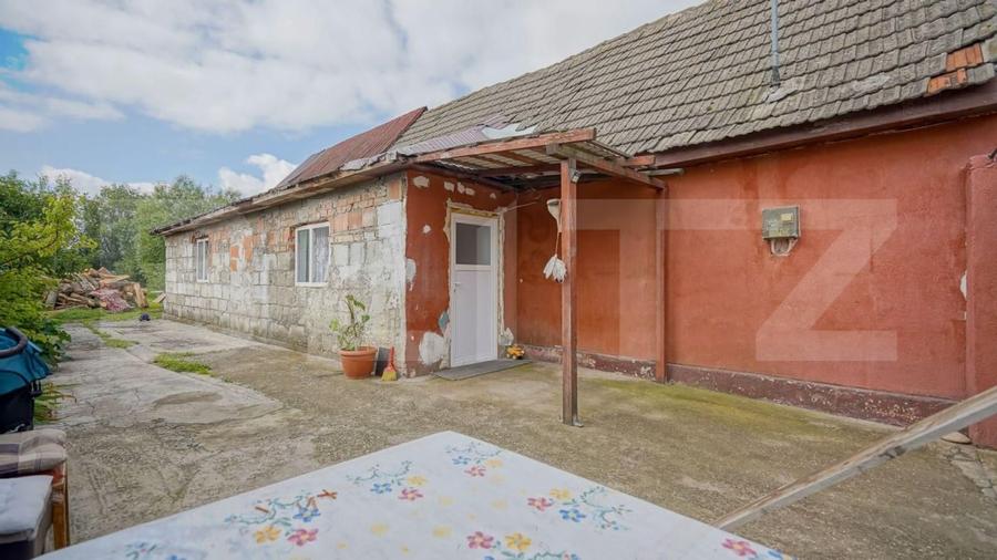 Casă individuală cu 3 camere cu Canalizare în Sânpetru