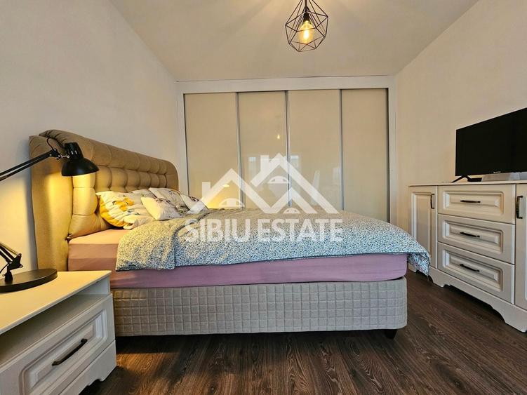 Apartament cu 3 camere decomandat, mobilat în Șelimbăr