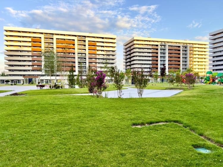 Apartament cu 3 camere decomandat în Copou