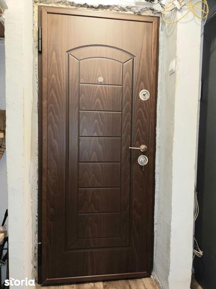 Apartament cu 3 camere în Nufărul