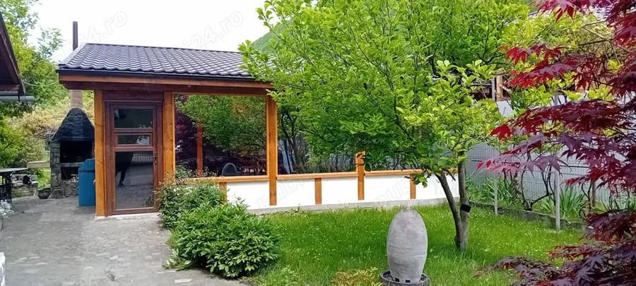 Spațiu comercial, de 600 mp, în Seciu