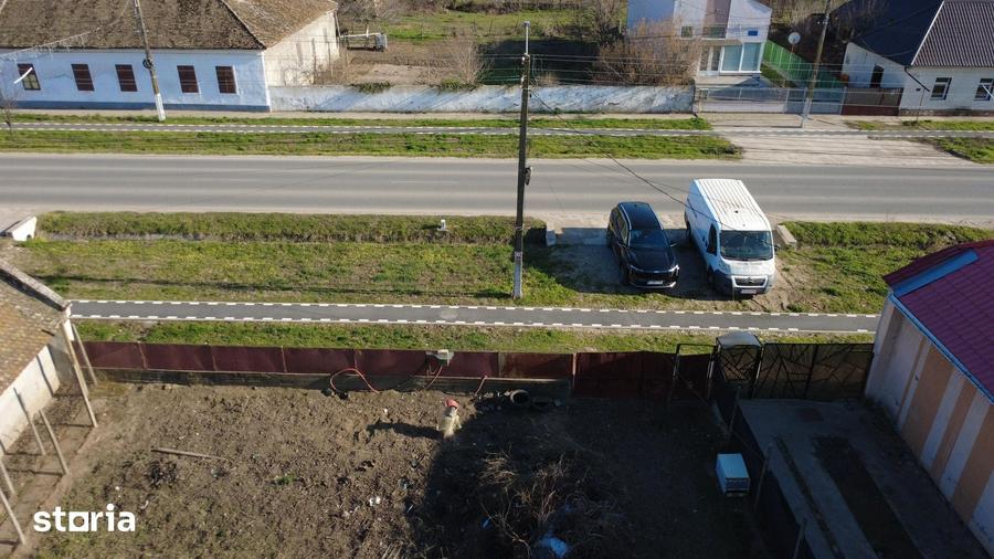 Teren de 770 mp, în Peciu Nou