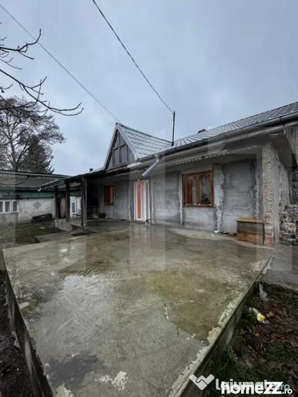 Casă cu 3 camere cu Teren 2500 Mp în Hudum