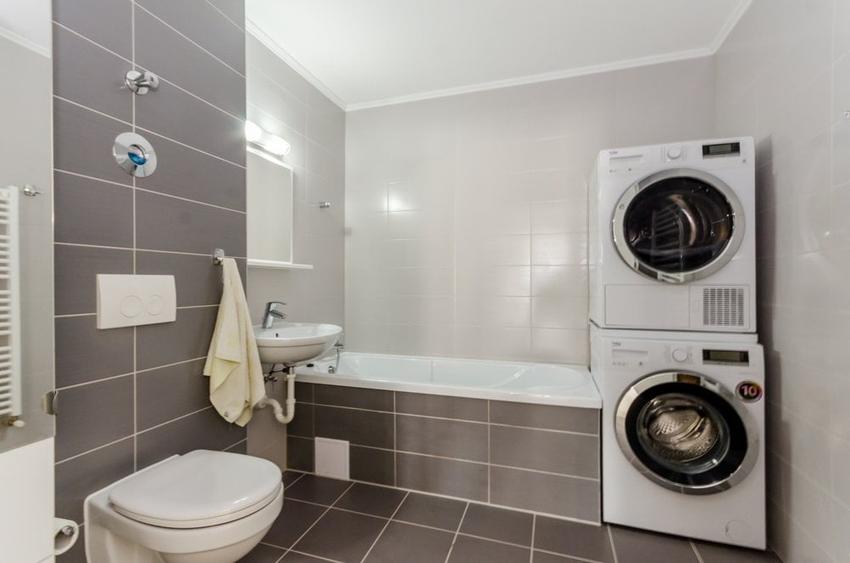 Apartament cu 3 camere decomandat, mobilat în Mihai Viteazul