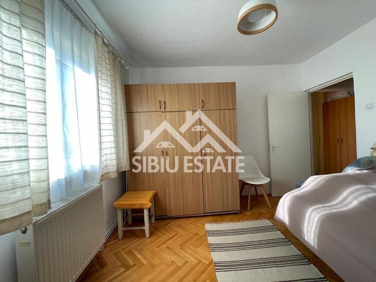 Apartament cu 3 camere decomandat, mobilat în Terezian
