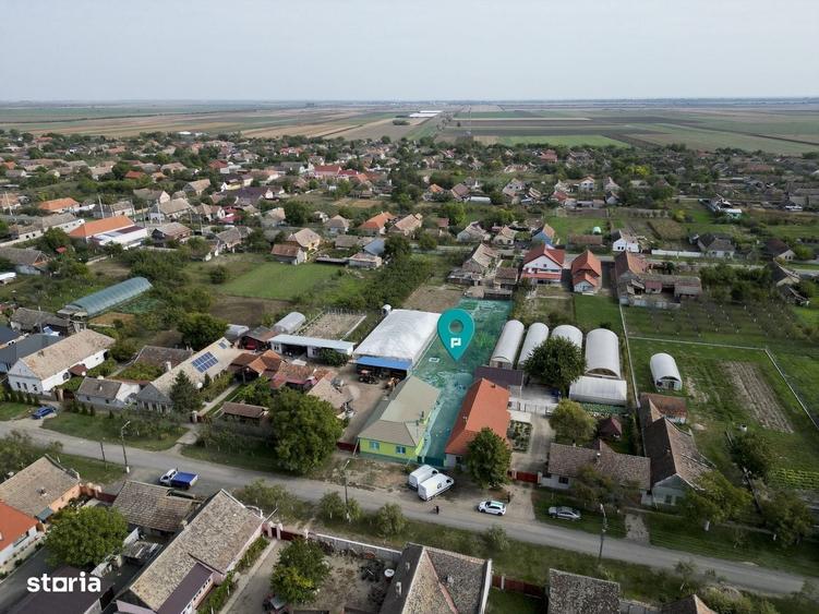 Casă cu 3 camere cu Teren 1065 Mp în Central