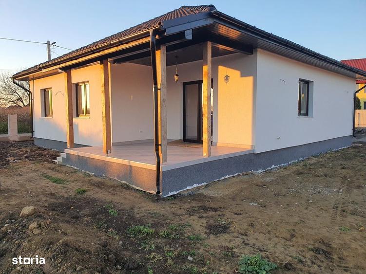 Casă cu 4 camere în Central