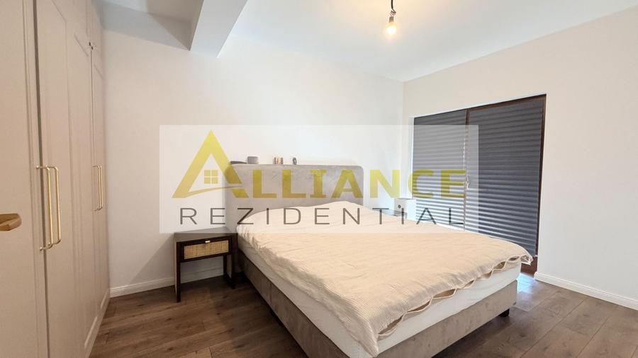 Duplex cu 7 camere cu Canalizare în Berceni