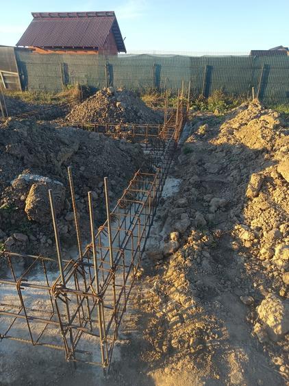 Casă cu 3 camere în Valea Stânii