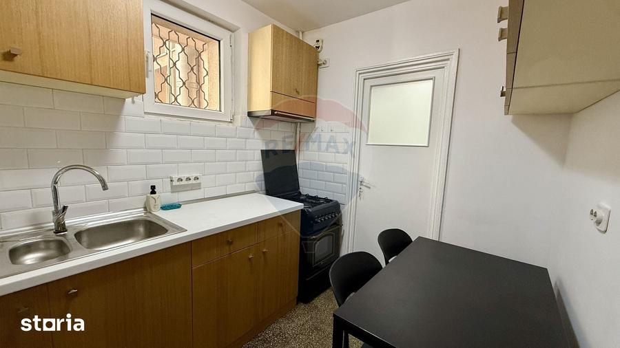 Apartament cu 2 camere decomandat în Grivița