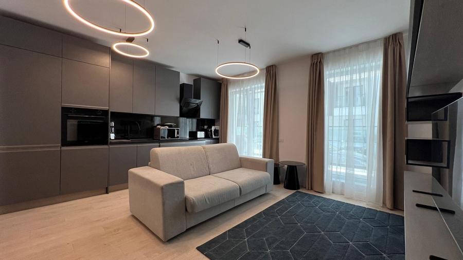 Apartament cu 2 camere semidecomandat, mobilat în Pipera