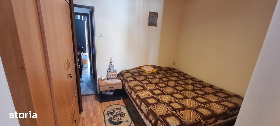 Apartament cu 4 camere, mobilat în Ultracentral