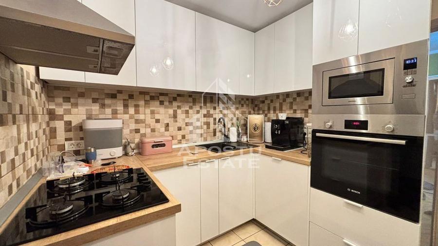Apartament cu 3 camere decomandat în Soarelui