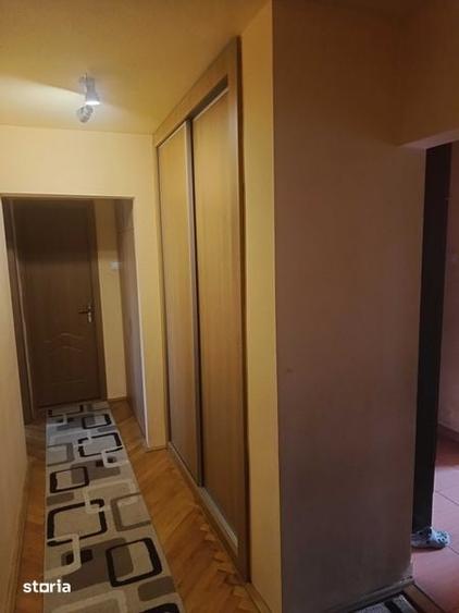 Apartament cu 4 camere decomandat în 6 Vânători