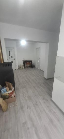Apartament cu 3 camere decomandat în Gălăuțaș