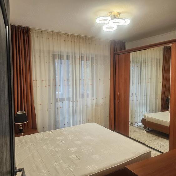 Apartament cu 2 camere decomandat, mobilat în Decebal