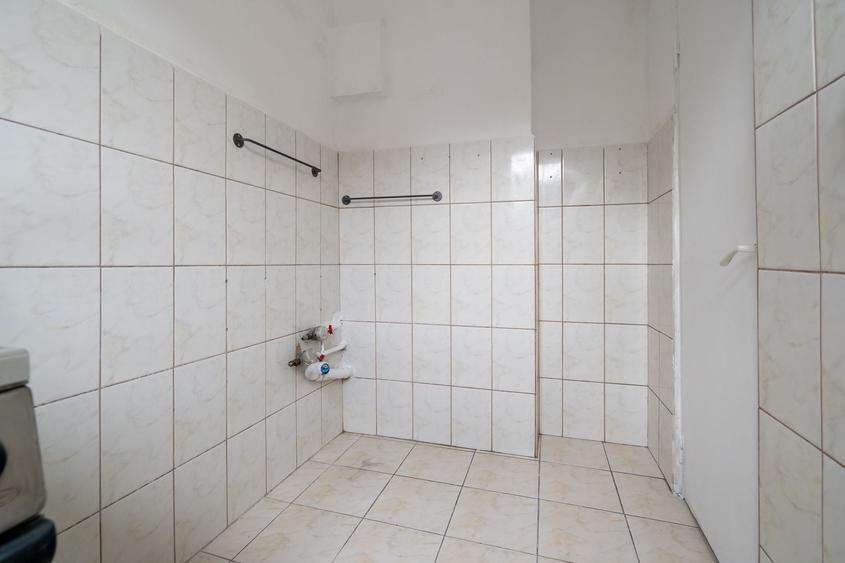 Garsonieră semidecomandată în Titan
