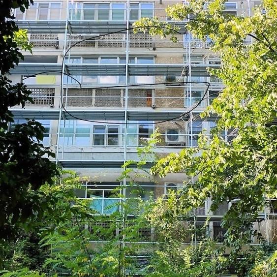 Apartament cu 2 camere semidecomandat în Costin Georgian