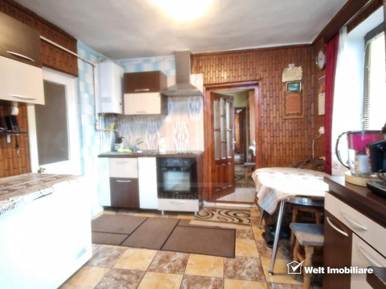 Casă individuală cu 2 camere cu Canalizare în Dâmbul Rotund