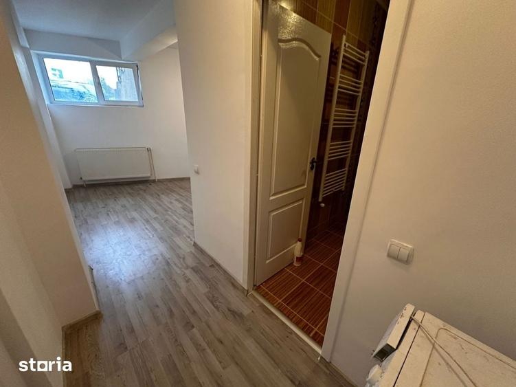 Apartament cu 3 camere decomandat în Chiajna