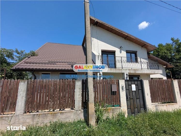 Casă cu 5 camere cu Teren 600 Mp în Adunații-Copăceni
