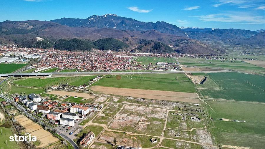Teren de 185299 mp, în Râșnov
